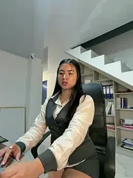 VAL_PRINCESS — Stripchat recorded stream image, 28.05.2026 00:00