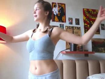 eli_sun — Chaturbate recorded stream image, 10.03.2025 09:00