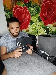 mosmar_20 — Stripchat recorded stream image, 28.05.2026 20:50