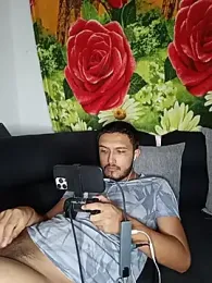 mosmar_20 — Stripchat recorded stream image, 28.05.2026 20:50
