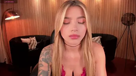 LexieWayne — Stripchat recorded stream image, 29.05.2026 19:30
