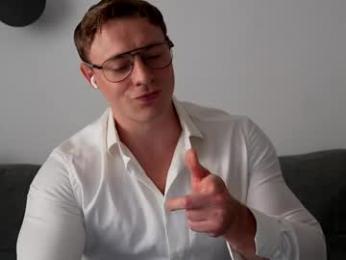 o_r_b_i_t — Chaturbate recorded stream image, 30.05.2026 11:30