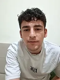 Yasinyasin7 — Stripchat recorded stream image, 31.05.2026 21:00