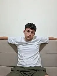 Yasinyasin7 — Stripchat recorded stream image, 31.05.2026 21:00
