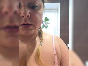 FLUFFY_BEAUTY — Bongacams recorded stream image, 31.05.2026 22:10