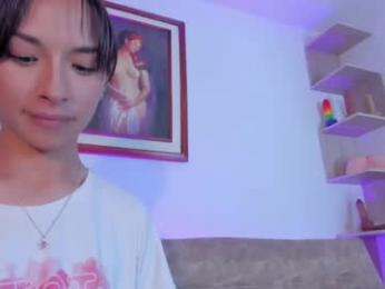 agathauwuart — Chaturbate recorded stream image, 01.06.2026 03:40