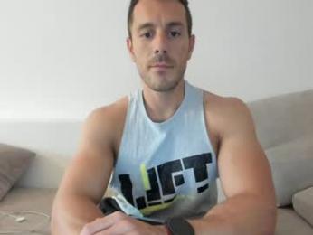 roberto4ever — Chaturbate recorded stream image, 01.06.2026 11:20