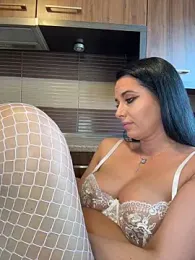 Hotmomcheckk_ — Stripchat recorded stream image, 01.06.2026 11:20