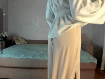 _vi_vi_ — Chaturbate recorded stream image, 01.06.2026 19:20