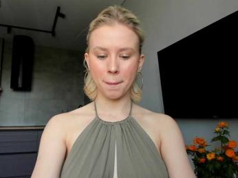 Sunlovv — Bongacams recorded stream image, 02.06.2026 06:40