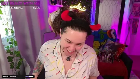 JennKenobi — Stripchat recorded stream image, 02.06.2026 13:20