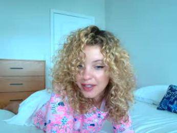 theislandgirl — Chaturbate recorded stream image, 10.03.2025 15:50