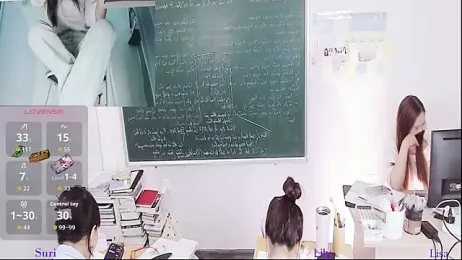 _Math_ — Stripchat recorded stream image, 03.06.2026 13:10