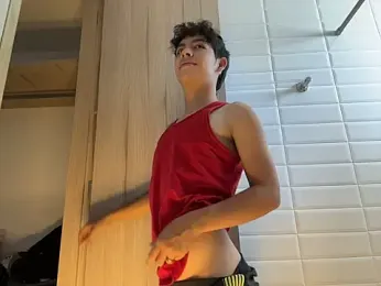 Blum_icee — Stripchat recorded stream image, 04.06.2026 18:30