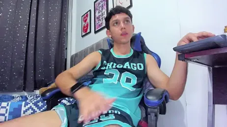 The_skinnyguys — Stripchat recorded stream image, 04.06.2026 22:30