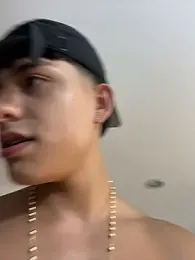 Lander_Cruz — Stripchat recorded stream image, 04.06.2026 20:30
