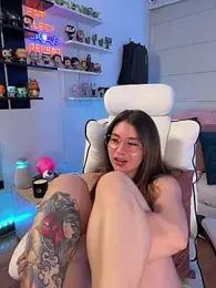 Sharon_07 — Stripchat recorded stream image, 04.06.2026 23:50