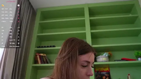 LindaFarm — Stripchat recorded stream image, 05.06.2026 04:10