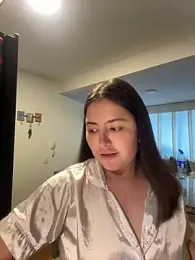 sukhakunis1 — Stripchat recorded stream image, 05.06.2026 17:30