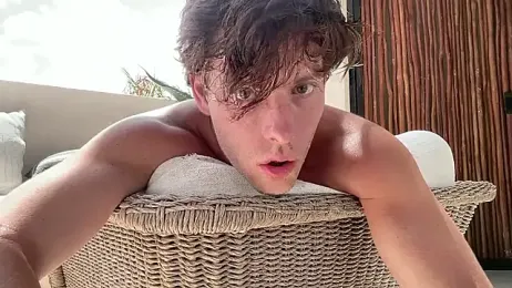 alex_islivee — Stripchat recorded stream image, 05.06.2026 17:20