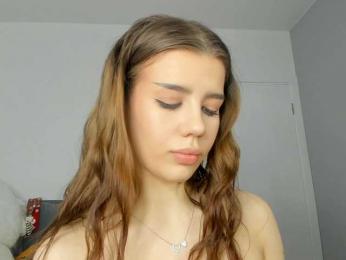 dolly-ll — Bongacams recorded stream image, 10.03.2025 13:20