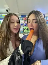 roouse — Stripchat recorded stream image, 07.06.2026 00:40