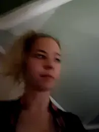 allinqueen — Stripchat recorded stream image, 10.03.2025 19:00