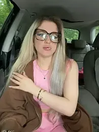 Holly-Glamour — Stripchat recorded stream image, 09.06.2026 06:10