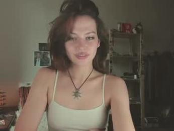 niky_jess — Chaturbate recorded stream image, 09.06.2026 08:10