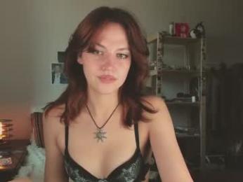 niky_jess — Chaturbate recorded stream image, 09.06.2026 08:10