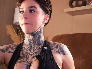 alicee-love — Camsoda recorded stream image, 11.06.2026 08:00
