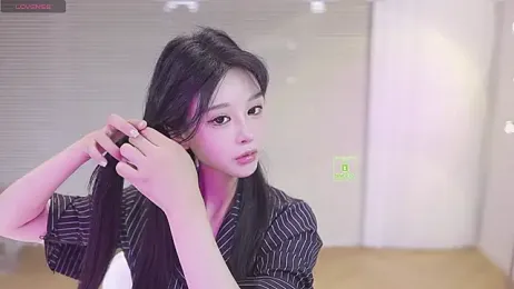 2Zoe — Stripchat recorded stream image, 11.06.2026 14:10