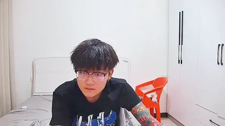 KK-cuteboy — Stripchat recorded stream image, 12.06.2026 05:10