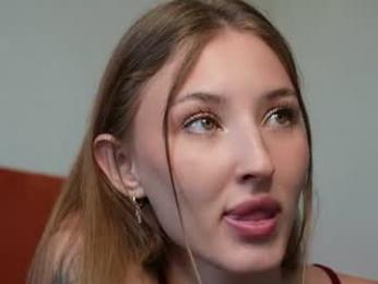 annie_f0x — Chaturbate recorded stream image, 12.06.2026 05:30