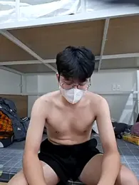 Gwencloudy — Stripchat recorded stream image, 14.06.2026 03:50