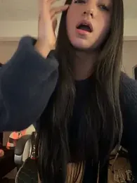 aly_golden_ — Stripchat recorded stream image, 14.06.2026 07:20