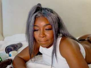 siennacole — Camsoda recorded stream image, 14.06.2026 11:10