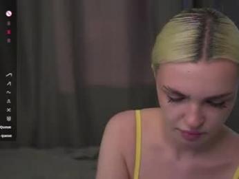 vivid_girls — Chaturbate recorded stream image, 14.06.2026 10:20
