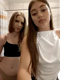 caressyourself — Stripchat recorded stream image, 15.06.2026 07:30