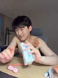 k-kinky — Stripchat recorded stream image, 15.06.2026 18:30