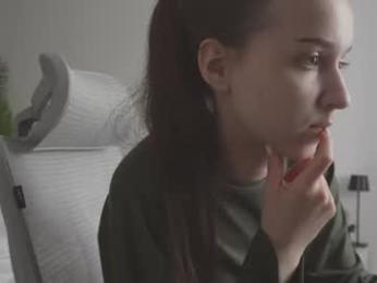 monnymoonn — Chaturbate recorded stream image, 16.06.2026 06:00