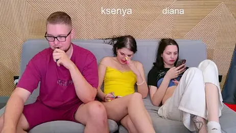 Ksenny — Stripchat recorded stream image, 16.06.2026 08:10
