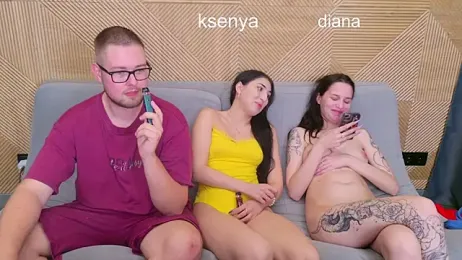 Ksenny — Stripchat recorded stream image, 16.06.2026 08:10