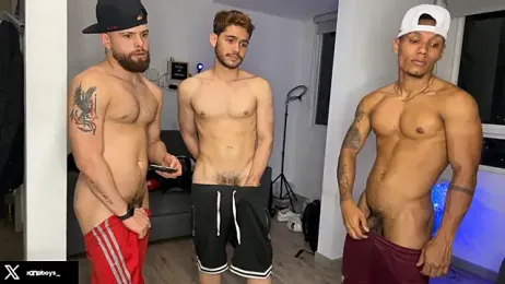 zoneboys — Stripchat recorded stream image, 16.06.2026 23:50