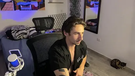 David_Brown18 — Stripchat recorded stream image, 17.06.2026 00:10