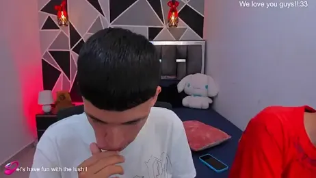 Juan_Nd_Steven — Stripchat recorded stream image, 17.06.2026 02:40