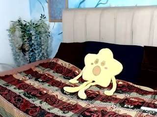 raphael-cams — Camsoda recorded stream image, 17.06.2026 18:50