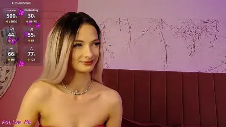PinkySparks — Stripchat recorded stream image, 18.06.2026 19:20