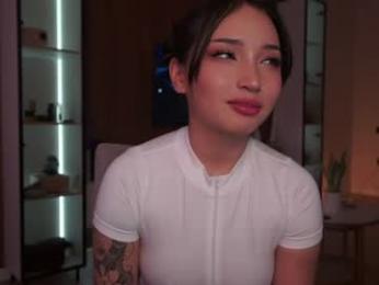 asvna — Chaturbate recorded stream image, 19.06.2026 01:00