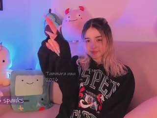 tammara1 — Camsoda recorded stream image, 19.06.2026 01:00